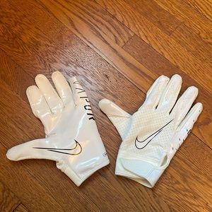Nike vapor, Youth large size, football receiver glovesl